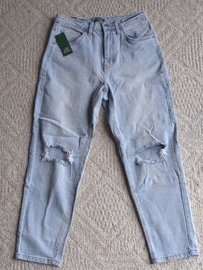 NWT Wild Fable Super High Rise Distressed Mom Taper Jeans